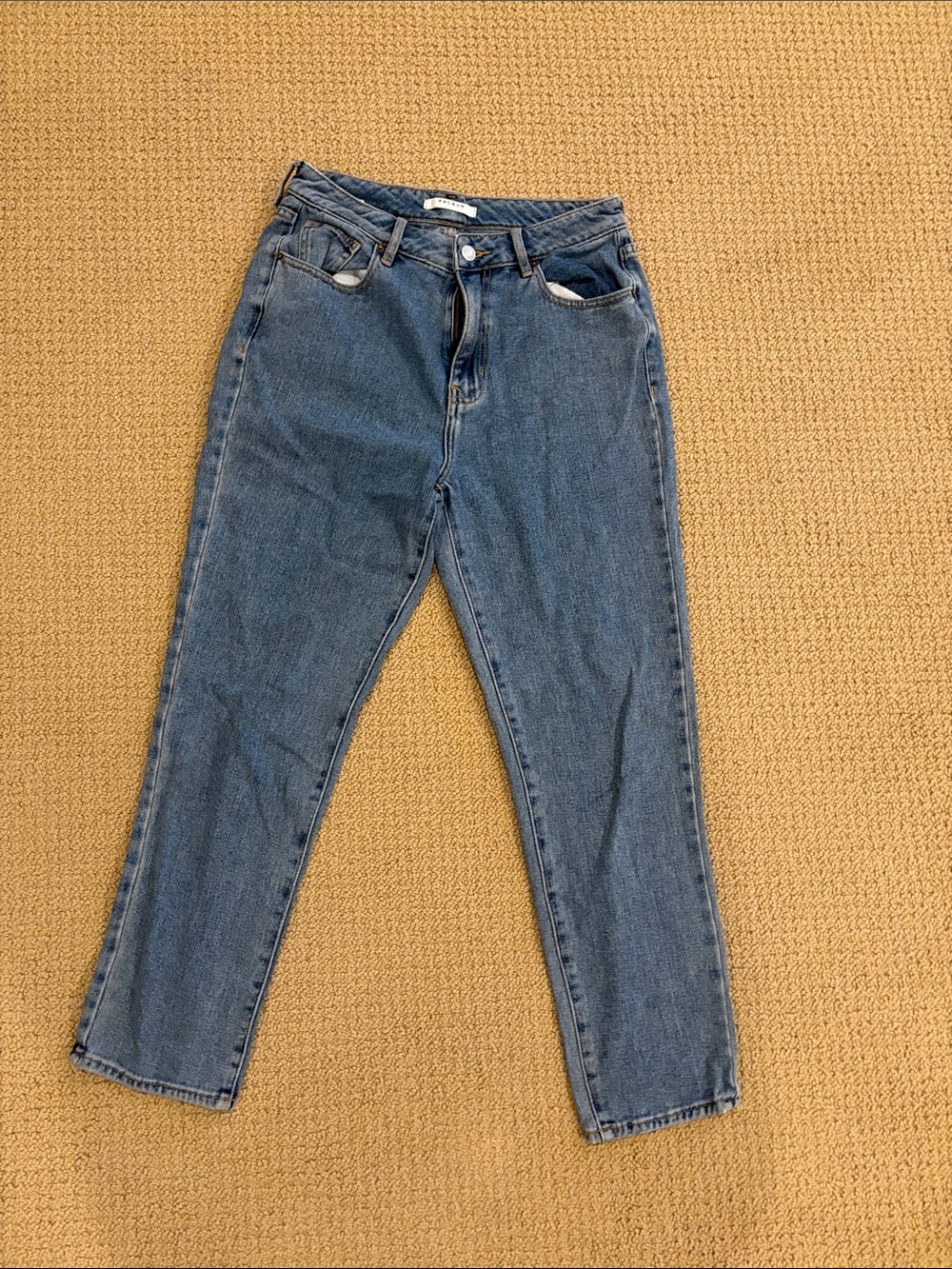 Classic High-Rise Mom Jeans in Medium Blue